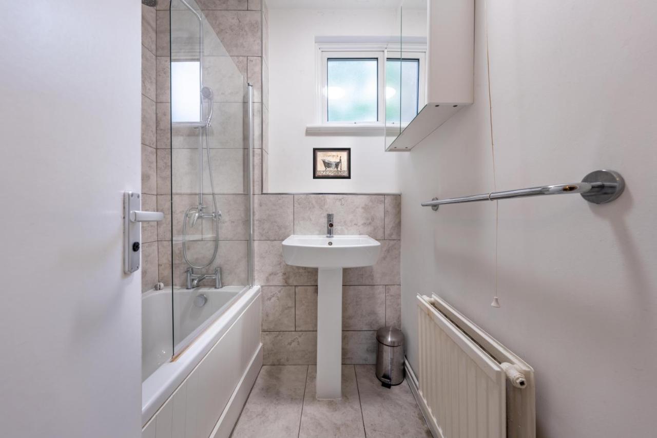 Stay In Islington In Style 3Bdr Apt Nr Upper St Лондон Экстерьер фото